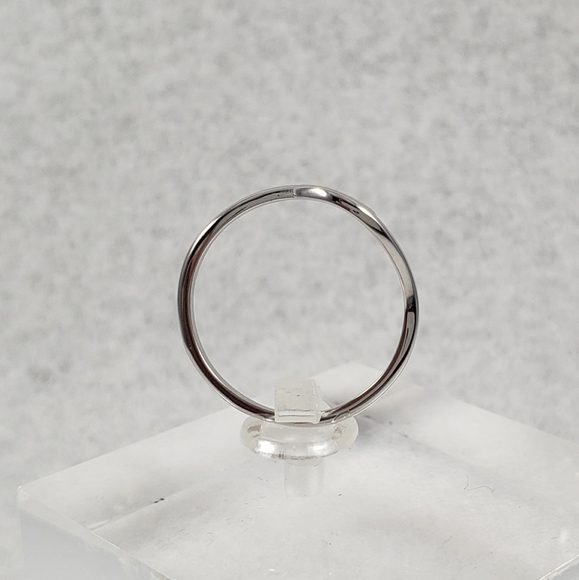 Sterling Silver Wave Ring - Picture 3 of 8